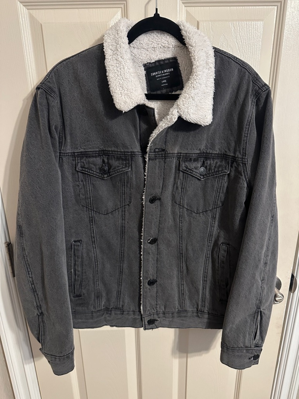 Sunrise Kingdom Sherpa-Lined Denim Trucker Jacket in Charcoal Gray, Sz Large